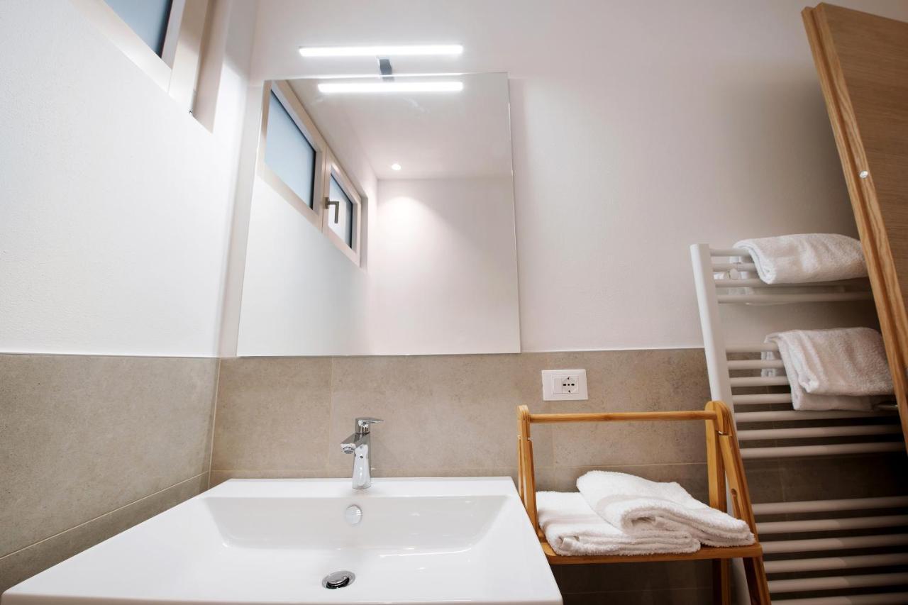 Апартаменты Garden Borgo Secolo Пескьера-дель-Гарда Экстерьер фото