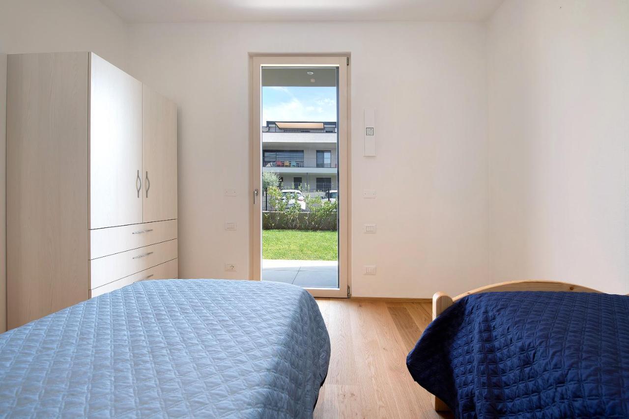 Апартаменты Garden Borgo Secolo Пескьера-дель-Гарда Экстерьер фото